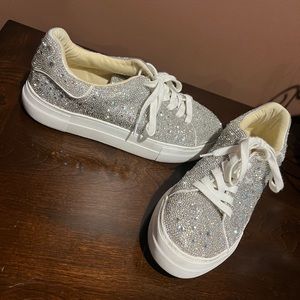 Betsey Johnson Sidney Rhinestone Sneakers Size 9